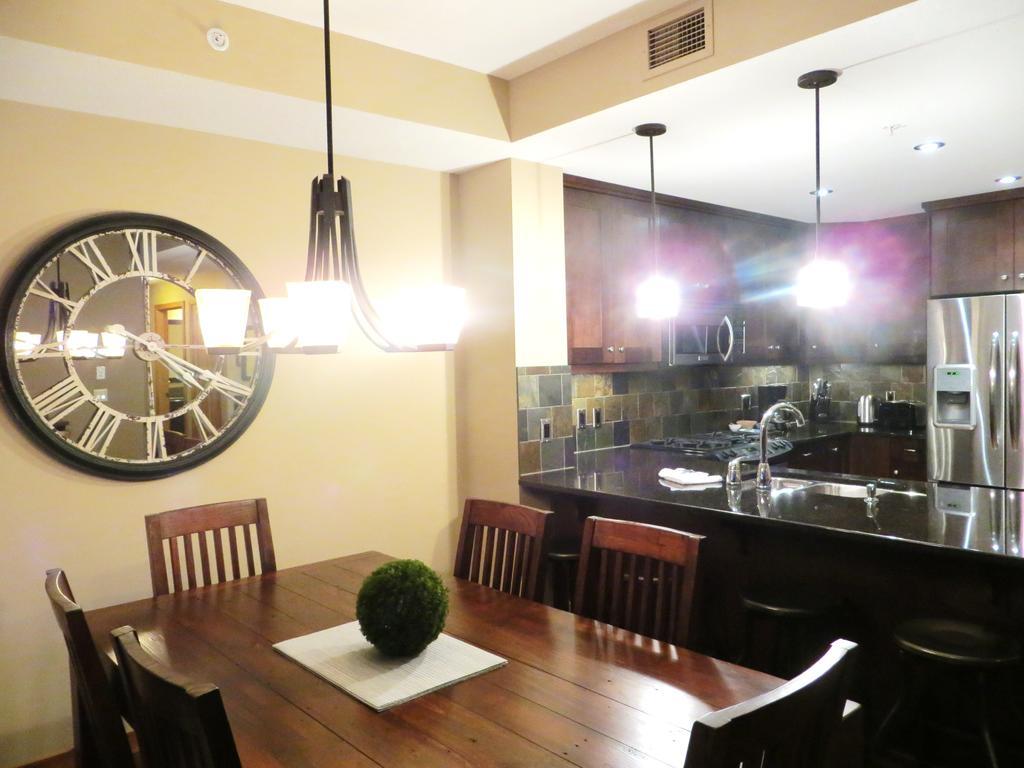 Luxury Canmore Vacations Extérieur photo