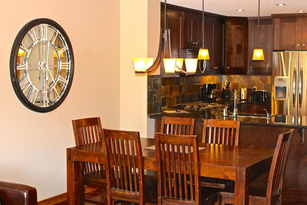 Luxury Canmore Vacations Extérieur photo